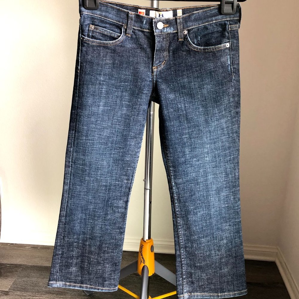 Juicy Couture - Cropped Jean - Size 28 - EUC